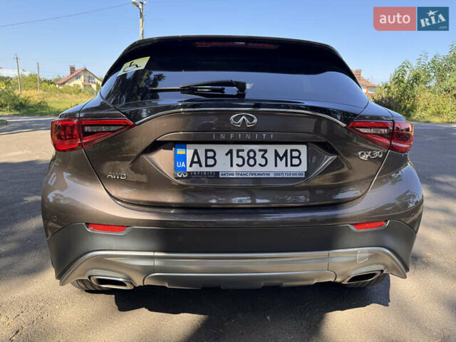 Коричневый Инфинити QX30, объемом двигателя 1.99 л и пробегом 82 тыс. км за 19000 $, фото 5 на Automoto.ua