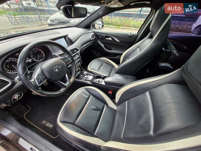 Коричневий Інфініті QX30, об'ємом двигуна 2 л та пробігом 117 тис. км за 18900 $, фото 7 на Automoto.ua