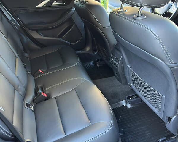 Инфинити QX30 2018 в Черновцах на Automoto.ua Коричневый Инфинити QX30, объемом двигателя 2 л и пробегом 67 тыс. км за 19900 $, фото 19 на Automoto.ua