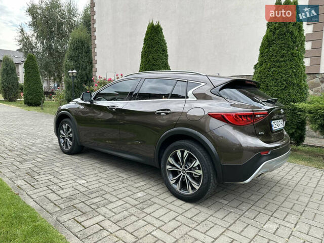 Инфинити QX30 2018 в Черновцах на Automoto.ua Коричневый Инфинити QX30, объемом двигателя 2 л и пробегом 67 тыс. км за 19900 $, фото 3 на Automoto.ua