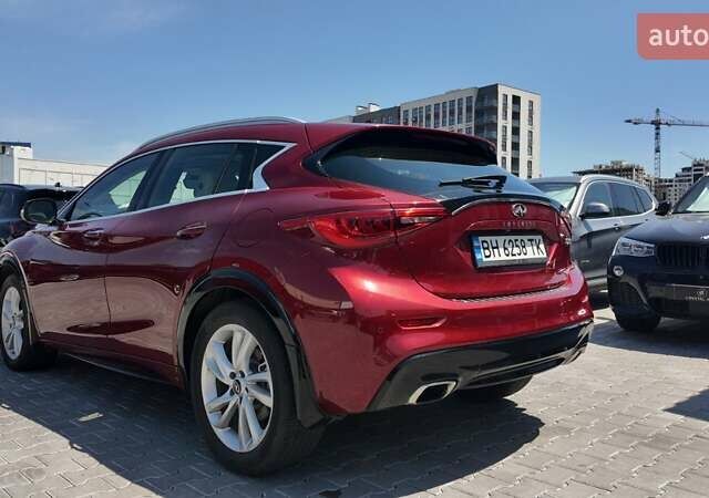 Красный Инфинити QX30, объемом двигателя 2 л и пробегом 191 тыс. км за 13500 $, фото 7 на Automoto.ua