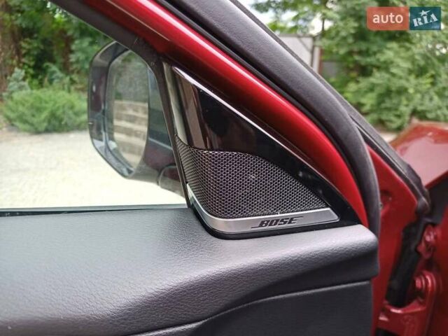 Красный Инфинити QX30, объемом двигателя 1.99 л и пробегом 90 тыс. км за 17000 $, фото 2 на Automoto.ua