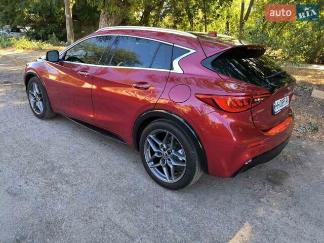Червоний Інфініті QX30, об'ємом двигуна 2 л та пробігом 140 тис. км за 17890 $, фото 4 на Automoto.ua