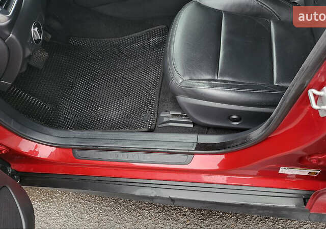 Красный Инфинити QX30, объемом двигателя 1.99 л и пробегом 103 тыс. км за 19800 $, фото 13 на Automoto.ua