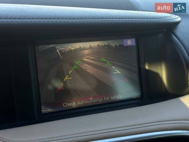 Красный Инфинити QX30, объемом двигателя 1.99 л и пробегом 140 тыс. км за 17990 $, фото 17 на Automoto.ua