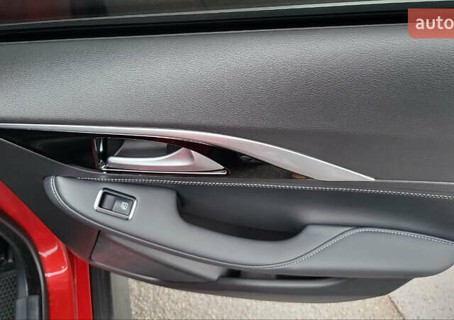 Красный Инфинити QX30, объемом двигателя 1.99 л и пробегом 103 тыс. км за 19800 $, фото 22 на Automoto.ua