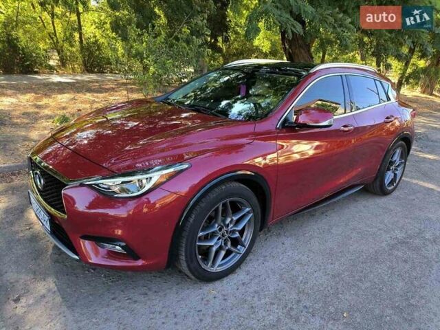 Червоний Інфініті QX30, об'ємом двигуна 2 л та пробігом 140 тис. км за 17890 $, фото 2 на Automoto.ua