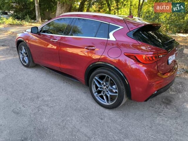 Красный Инфинити QX30, объемом двигателя 1.99 л и пробегом 140 тыс. км за 18000 $, фото 6 на Automoto.ua
