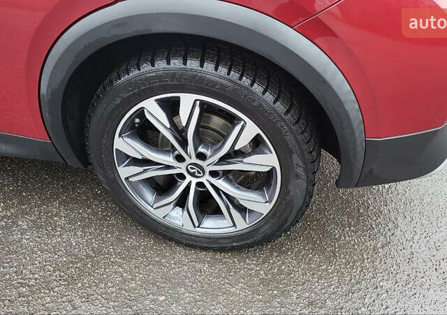 Красный Инфинити QX30, объемом двигателя 1.99 л и пробегом 103 тыс. км за 19800 $, фото 23 на Automoto.ua