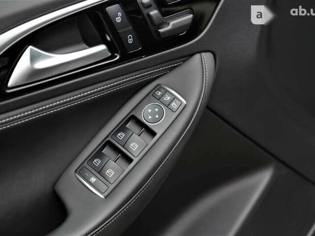 Инфинити QX30, объемом двигателя 2 л и пробегом 2 тыс. км за 24900 $, фото 22 на Automoto.ua