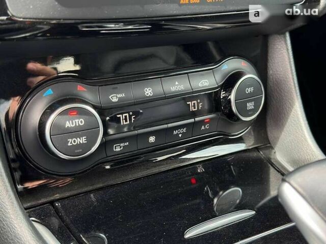 Инфинити QX30, объемом двигателя 2 л и пробегом 138 тыс. км за 18700 $, фото 22 на Automoto.ua