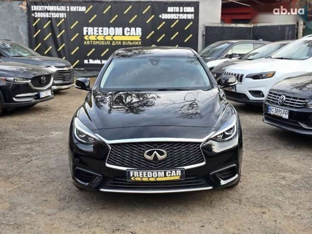 Инфинити QX30, объемом двигателя 2 л и пробегом 103 тыс. км за 14500 $, фото 3 на Automoto.ua