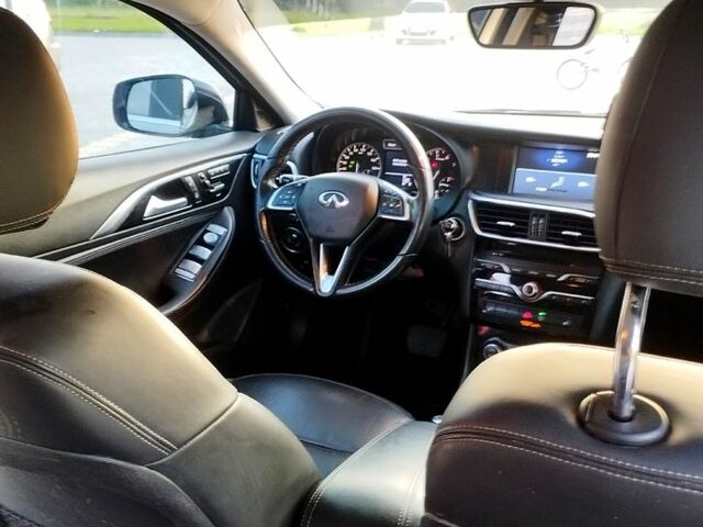 Инфинити QX30, объемом двигателя 2 л и пробегом 250 тыс. км за 13800 $, фото 6 на Automoto.ua