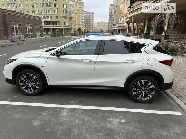 Інфініті QX30, об'ємом двигуна 1.99 л та пробігом 70 тис. км за 23000 $, фото 39 на Automoto.ua