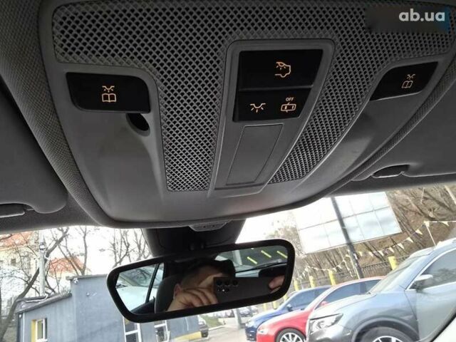 Інфініті QX30, об'ємом двигуна 2 л та пробігом 103 тис. км за 15200 $, фото 21 на Automoto.ua