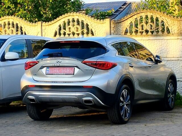 Инфинити QX30, объемом двигателя 2 л и пробегом 250 тыс. км за 13800 $, фото 12 на Automoto.ua