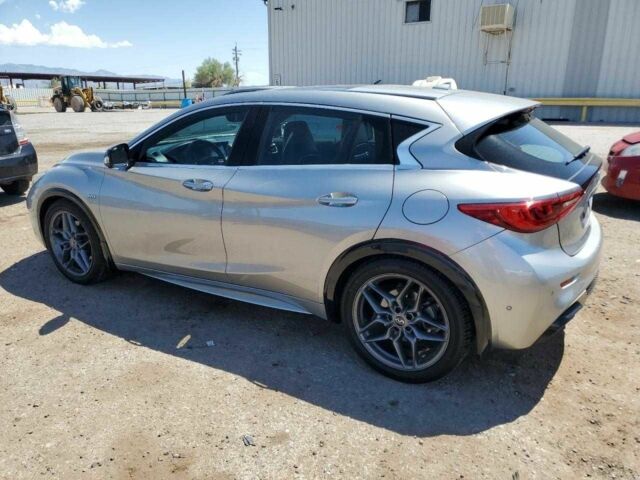 Сірий Інфініті QX30, об'ємом двигуна 0 л та пробігом 52 тис. км за 2150 $, фото 1 на Automoto.ua