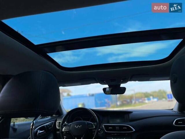 Серый Инфинити QX30, объемом двигателя 1.99 л и пробегом 120 тыс. км за 16400 $, фото 22 на Automoto.ua