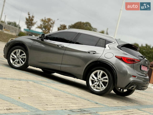 Серый Инфинити QX30, объемом двигателя 2 л и пробегом 118 тыс. км за 13900 $, фото 15 на Automoto.ua