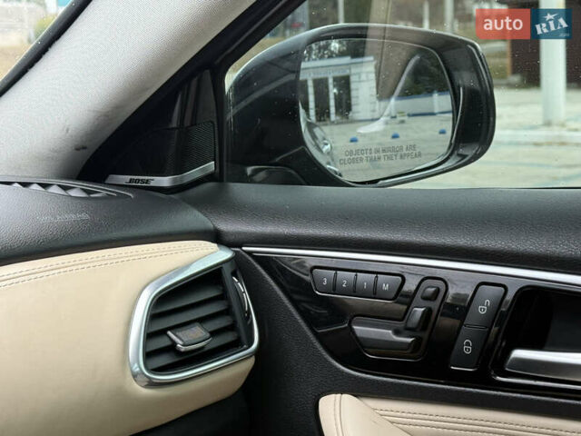 Серый Инфинити QX30, объемом двигателя 2 л и пробегом 118 тыс. км за 13900 $, фото 20 на Automoto.ua