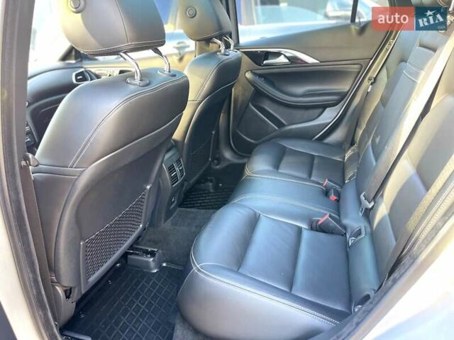 Сірий Інфініті QX30, об'ємом двигуна 2 л та пробігом 86 тис. км за 13900 $, фото 26 на Automoto.ua