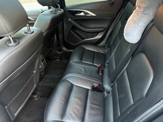 Серый Инфинити QX30, объемом двигателя 2 л и пробегом 230 тыс. км за 12000 $, фото 14 на Automoto.ua