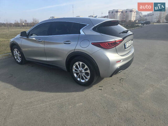 Серый Инфинити QX30, объемом двигателя 1.99 л и пробегом 115 тыс. км за 15500 $, фото 2 на Automoto.ua