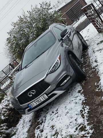 Серый Инфинити QX30, объемом двигателя 1.99 л и пробегом 128 тыс. км за 18000 $, фото 4 на Automoto.ua