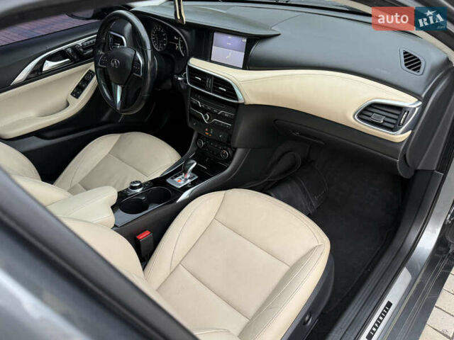 Серый Инфинити QX30, объемом двигателя 2 л и пробегом 118 тыс. км за 13900 $, фото 37 на Automoto.ua