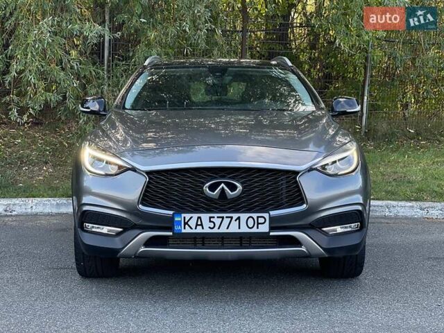 Серый Инфинити QX30, объемом двигателя 1.99 л и пробегом 120 тыс. км за 16400 $, фото 7 на Automoto.ua