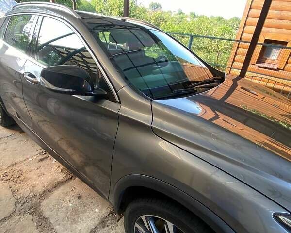 Сірий Інфініті QX30, об'ємом двигуна 1.99 л та пробігом 132 тис. км за 16000 $, фото 1 на Automoto.ua