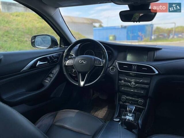 Серый Инфинити QX30, объемом двигателя 1.99 л и пробегом 120 тыс. км за 16400 $, фото 21 на Automoto.ua