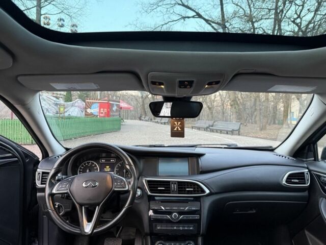 Серый Инфинити QX30, объемом двигателя 2 л и пробегом 230 тыс. км за 12000 $, фото 8 на Automoto.ua