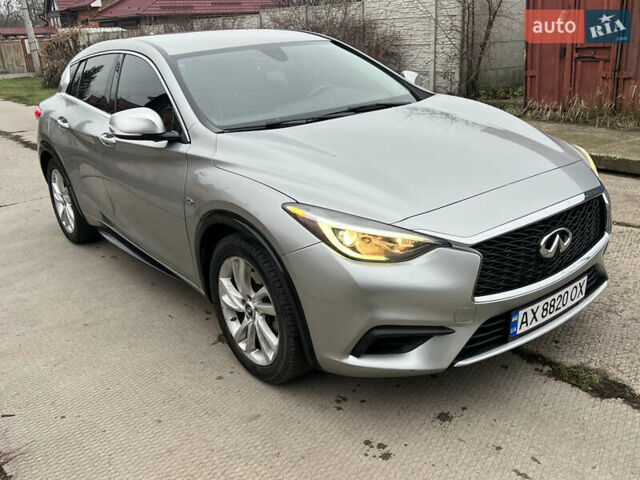 Сірий Інфініті QX30, об'ємом двигуна 1.99 л та пробігом 117 тис. км за 14500 $, фото 6 на Automoto.ua