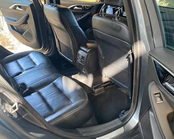 Сірий Інфініті QX30, об'ємом двигуна 1.99 л та пробігом 132 тис. км за 16000 $, фото 12 на Automoto.ua