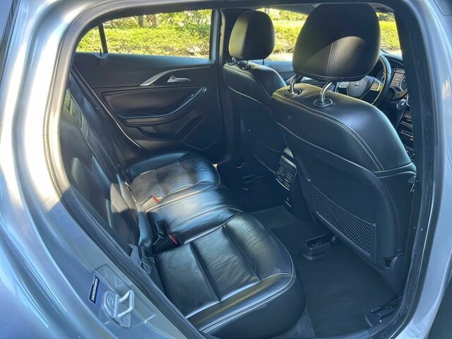 Серый Инфинити QX30, объемом двигателя 2 л и пробегом 50 тыс. км за 9000 $, фото 12 на Automoto.ua