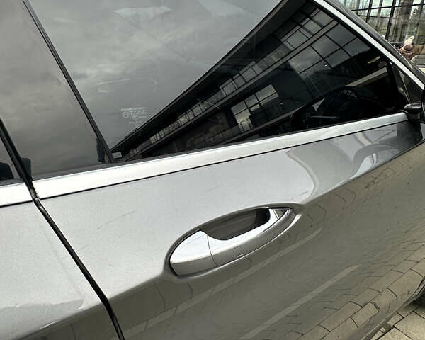 Сірий Інфініті QX30, об'ємом двигуна 1.99 л та пробігом 180 тис. км за 20000 $, фото 14 на Automoto.ua