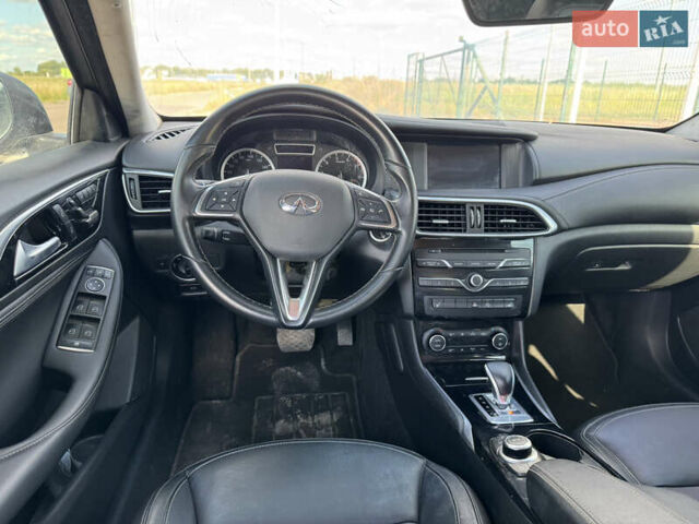 Сірий Інфініті QX30, об'ємом двигуна 2 л та пробігом 33 тис. км за 11990 $, фото 25 на Automoto.ua