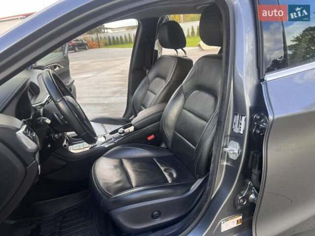 Сірий Інфініті QX30, об'ємом двигуна 2 л та пробігом 136 тис. км за 13500 $, фото 14 на Automoto.ua