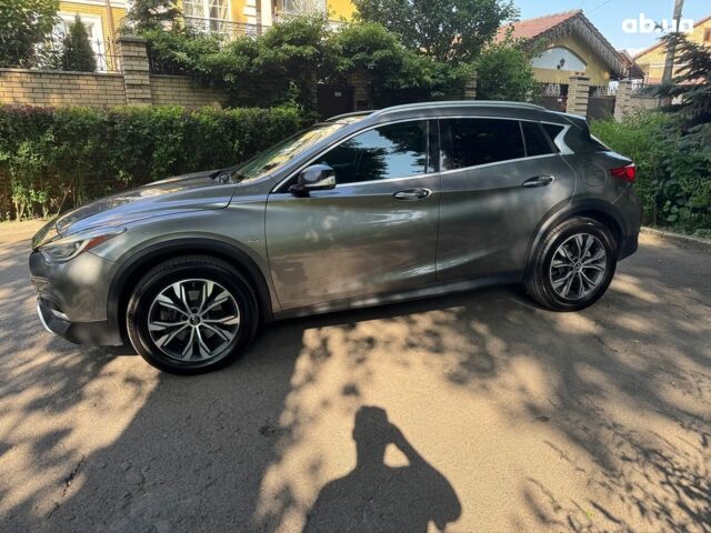 Серый Инфинити QX30, объемом двигателя 2 л и пробегом 156 тыс. км за 16990 $, фото 8 на Automoto.ua