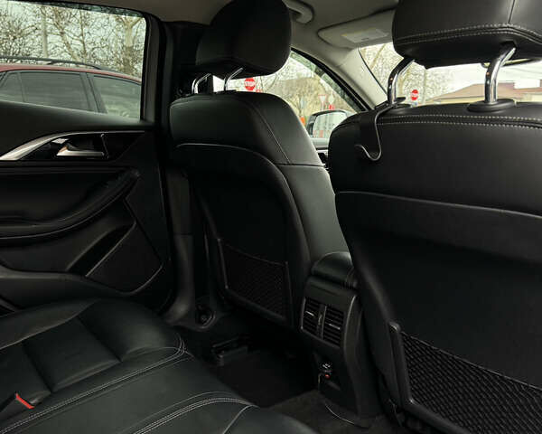 Серый Инфинити QX30, объемом двигателя 1.99 л и пробегом 121 тыс. км за 14500 $, фото 23 на Automoto.ua