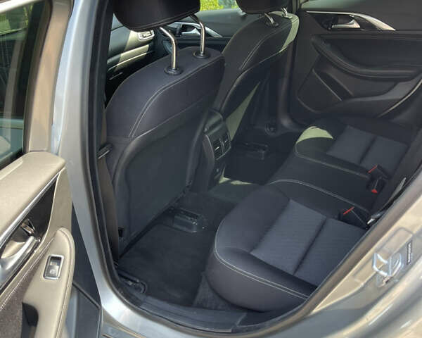 Серый Инфинити QX30, объемом двигателя 2 л и пробегом 100 тыс. км за 15000 $, фото 7 на Automoto.ua