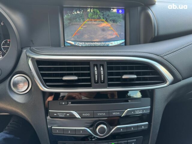 Серый Инфинити QX30, объемом двигателя 2 л и пробегом 156 тыс. км за 16990 $, фото 15 на Automoto.ua