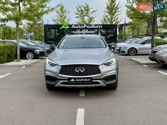 Серый Инфинити QX30, объемом двигателя 1.99 л и пробегом 98 тыс. км за 15800 $, фото 1 на Automoto.ua