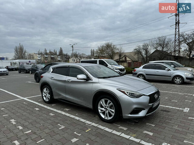 Серый Инфинити QX30, объемом двигателя 1.99 л и пробегом 121 тыс. км за 14500 $, фото 3 на Automoto.ua