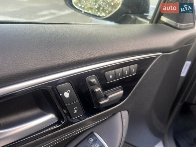 Сірий Інфініті QX30, об'ємом двигуна 2 л та пробігом 136 тис. км за 13500 $, фото 19 на Automoto.ua