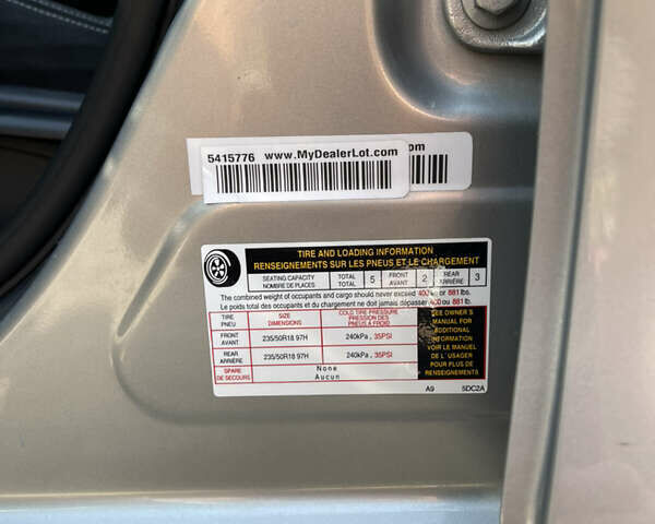 Серый Инфинити QX30, объемом двигателя 2 л и пробегом 100 тыс. км за 15000 $, фото 5 на Automoto.ua