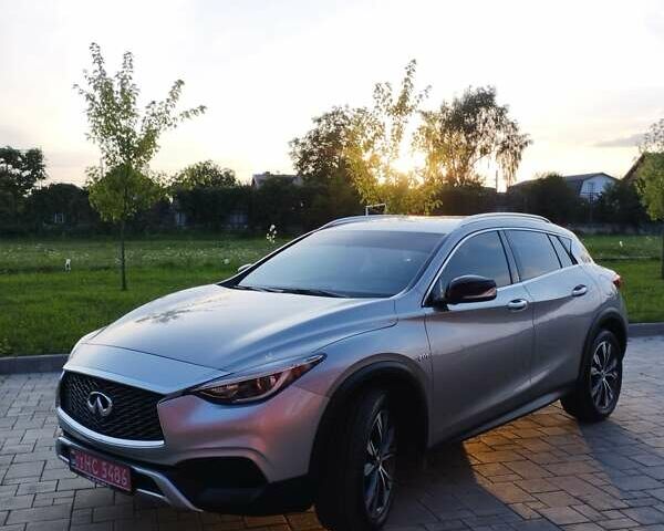 Сірий Інфініті QX30, об'ємом двигуна 1.99 л та пробігом 247 тис. км за 13900 $, фото 18 на Automoto.ua