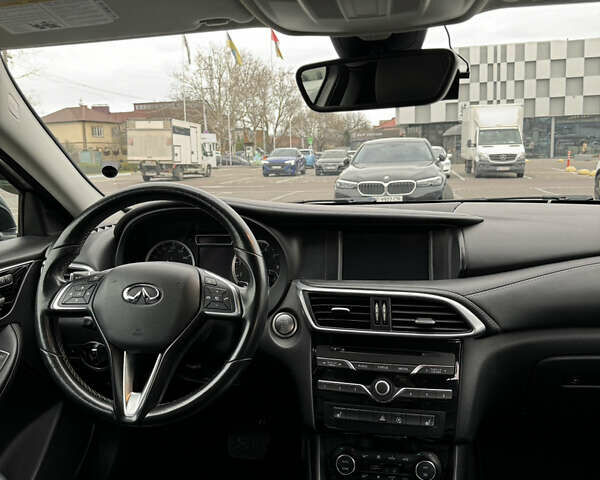 Серый Инфинити QX30, объемом двигателя 1.99 л и пробегом 121 тыс. км за 14500 $, фото 25 на Automoto.ua