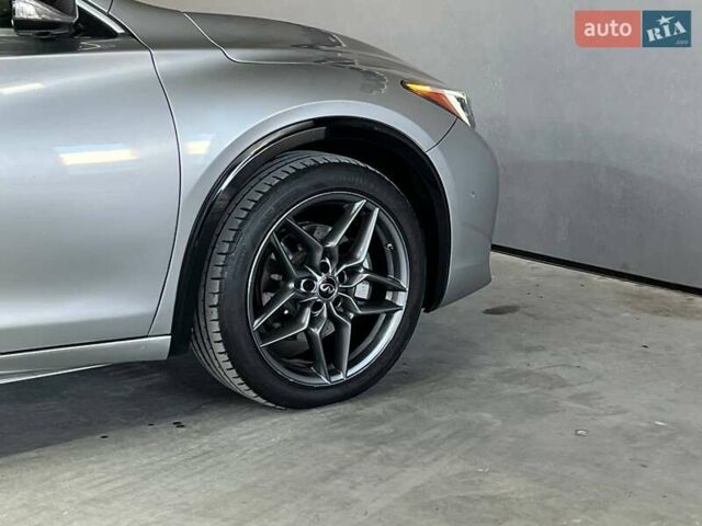 Серый Инфинити QX30, объемом двигателя 2 л и пробегом 154 тыс. км за 15250 $, фото 4 на Automoto.ua